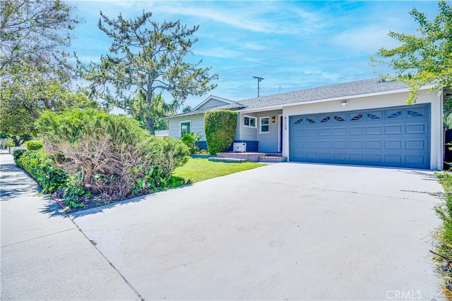 8129 Kelvin Avenue, Winnetka, CA