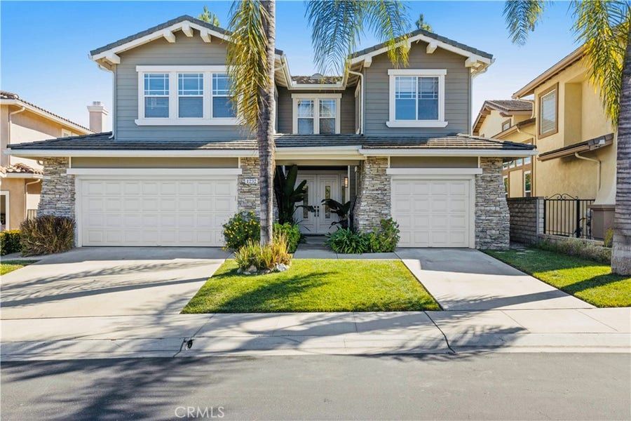 1232 Del Verde Court, Thousand Oaks, CA
