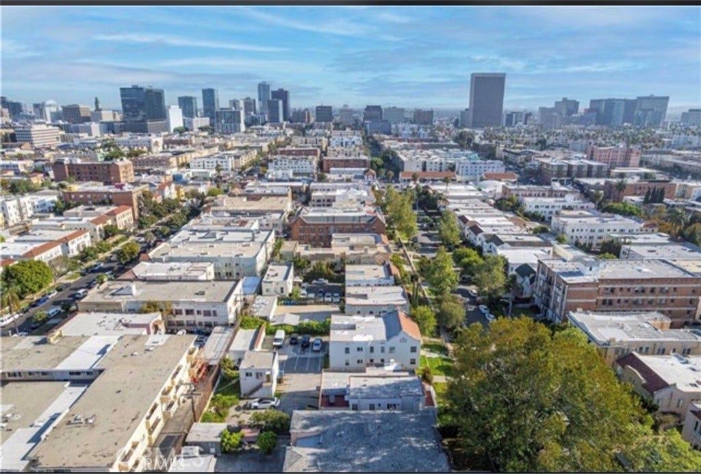 144 S Catalina, Los Angeles, CA 90004, photo 3