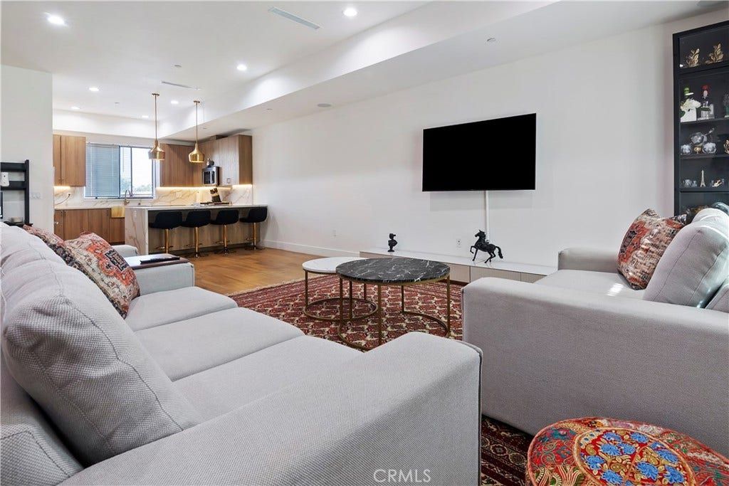 6511 N Contour, North Hollywood, CA 91606, photo 7