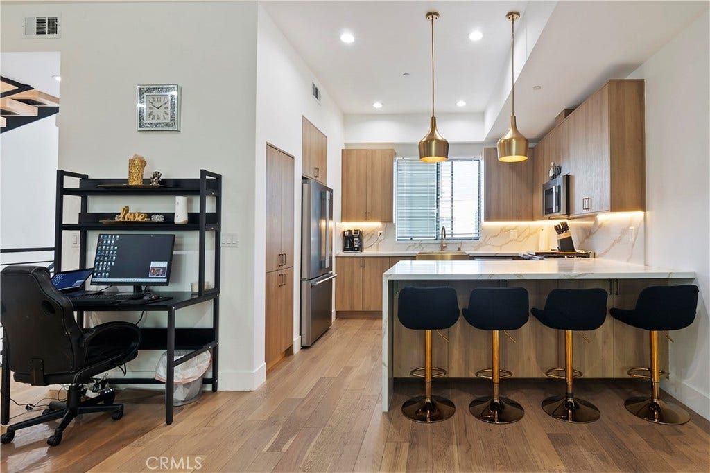 6511 N Contour, North Hollywood, CA 91606, photo 8